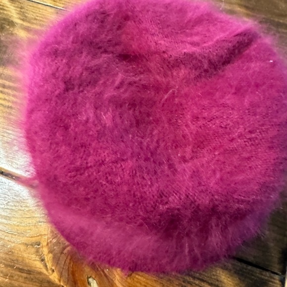 Vintage Y2K Gap raspberry burgundy red fuzzy rabbit fur bucket hat - Picture 4 of 9